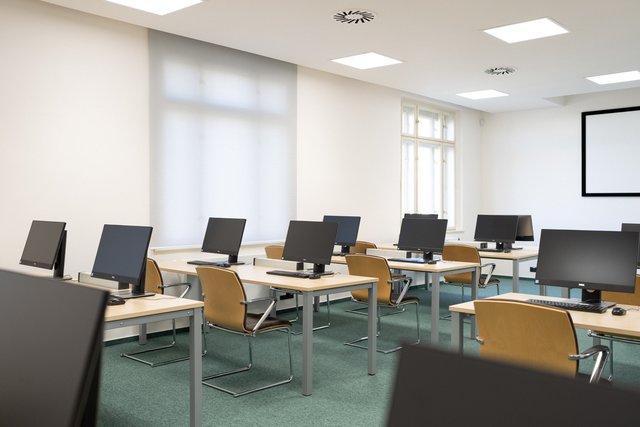 Akademie CZ.NIC - PC učebna, Milešovská